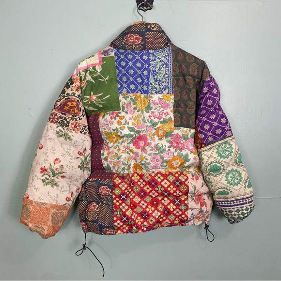 FOUND‎ Gardenja Tapestry Puffer Jacket Patchwork Floral Paisley Tropical Small - Picture 8 of 9